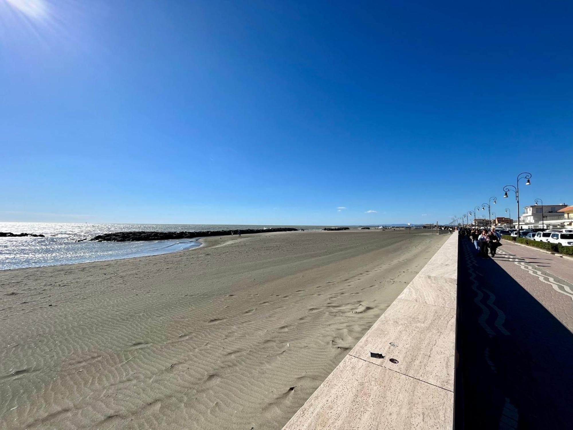 Alloggio Le Dune 77 Fiumicino Eksteriør billede